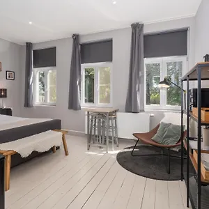 Spacious Guest Near Historic Market - 5 Min Walk Pensión Brujas